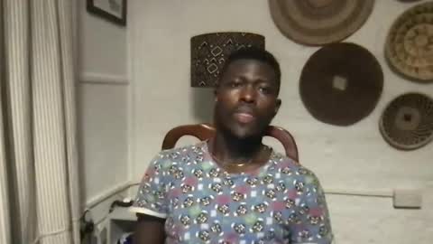 Trisboo5 online show from December 15, 2024, 8:36 pm