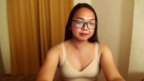 trisha online show from November 6, 2025, 2:18 pm