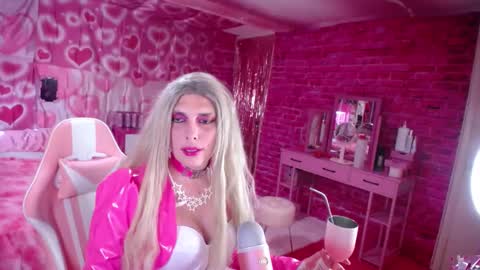 Snapshot of trista_doll chatting on December 11, 2024, 12:02 am trista_doll online show from December 11, 2024, 12:02 am