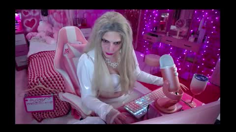 Snapshot of trista_doll chatting on February 1, 2025, 12:18 am trista_doll online show from February 1, 2025, 12:18 am