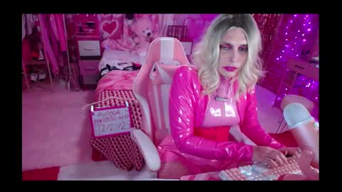 Snapshot of trista_doll chatting on February 4, 2025, 12:29 am trista_doll online show from February 4, 2025, 12:29 am