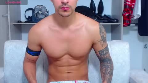 Snapshot of tristan_bm chatting on November 5, 2025, 12:05 pm tristan bm online show from November 5, 2025, 12:05 pm