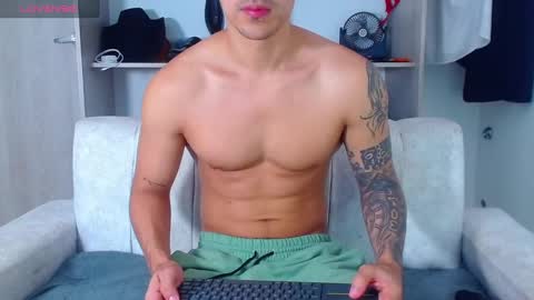 Snapshot of tristan_bm chatting on November 20, 2025, 12:16 pm tristan bm online show from November 20, 2025, 12:16 pm