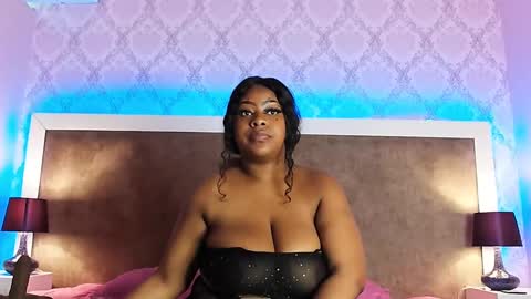 Snapshot of trixiemar chatting on February 6, 2025, 10:10 pm TrixieMar online show from February 6, 2025, 10:10 pm