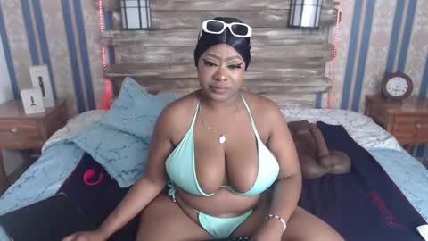 Snapshot of trixiemar chatting on September 27, 2025, 2:00 pm TrixieMar online show from September 27, 2025, 2:00 pm