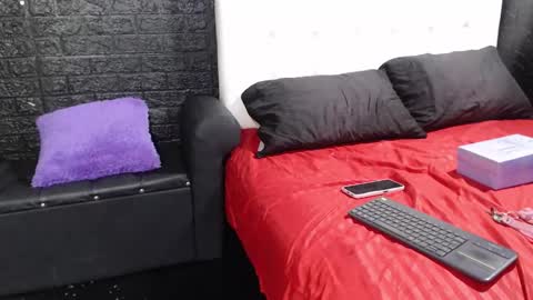 Snapshot of trixxiee_ chatting on September 25, 2025, 10:41 am trixxiee_ online show from September 25, 2025, 10:41 am