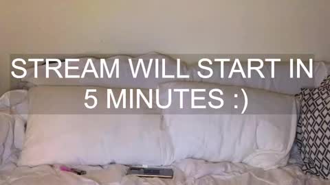 Snapshot of trying2fit chatting on March 4, 2025, 9:32 pm trying2fit online show from March 4, 2025, 9:32 pm