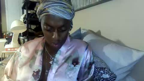 Snapshot of tsamberwhite007 chatting on November 5, 2025, 9:53 am Amber White online show from November 5, 2025, 9:53 am