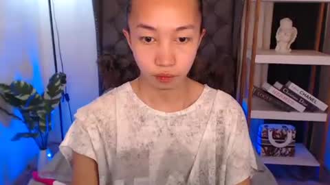 tskitty_girl online show from October 22, 2025, 5:19 am