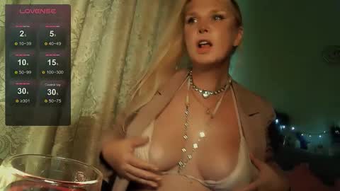 Annika online show from October 15, 2025, 9:09 am