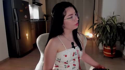 Tsuky online show from November 14, 2025, 2:21 am