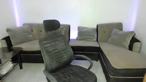 JOIN TO MY FANCLUB I WILL GIVE SOME VIDEOS AND PIC online show from March 1, 2025, 4:22 pm