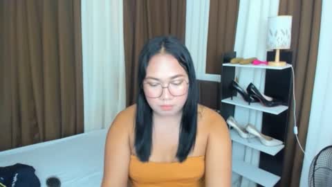 Snapshot of tsuncutkaren chatting on September 11, 2025, 6:35 am Karen Oquio online show from September 11, 2025, 6:35 am