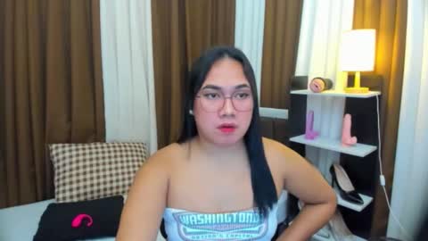 Snapshot of tsuncutkaren chatting on October 18, 2025, 5:14 pm Karen Oquio online show from October 18, 2025, 5:14 pm