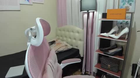 Snapshot of tsuncutmargauxx chatting on October 3, 2025, 8:33 am tsuncutmargauxx online show from October 3, 2025, 8:33 am