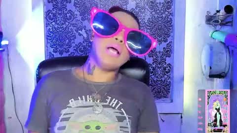 Snapshot of tsviolett chatting on October 17, 2025, 7:05 pm BellaRoxanna online show from October 17, 2025, 7:05 pm