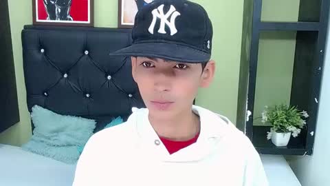 ttimy online show from January 5, 2025, 10:08 pm