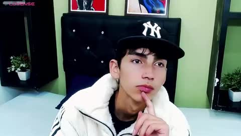 ttimy online show from January 18, 2025, 9:34 pm