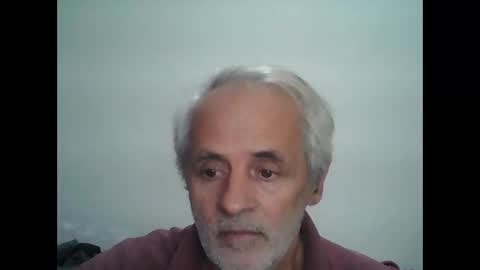 Snapshot of tuamigo8a chatting on October 31, 2025, 8:32 pm Siveomeves online show from October 31, 2025, 8:32 pm