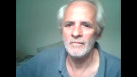 Snapshot of tuamigo8a chatting on December 5, 2025, 2:47 pm Siveomeves online show from December 5, 2025, 2:47 pm