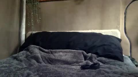 Snapshot of tuhands chatting on January 28, 2025, 12:11 pm Tuhands online show from January 28, 2025, 12:11 pm