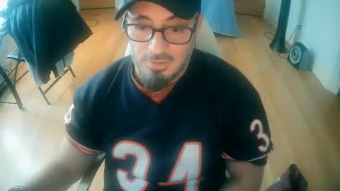 Snapshot of tuscan_taurus chatting on November 26, 2025, 6:42 pm tuscan_taurus online show from November 26, 2025, 6:42 pm