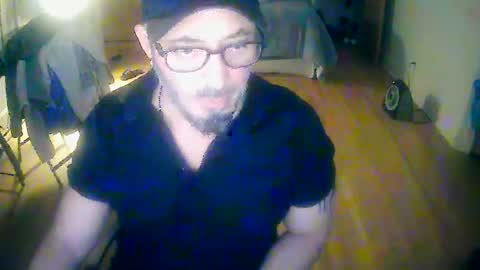Snapshot of tuscan_taurus chatting on December 2, 2025, 1:00 am tuscan_taurus online show from December 2, 2025, 1:00 am