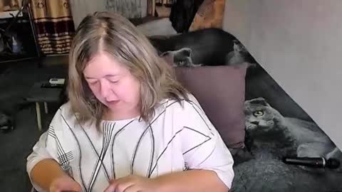 Snapshot of tviks chatting on October 26, 2025, 11:09 pm Lana online show from October 26, 2025, 11:09 pm