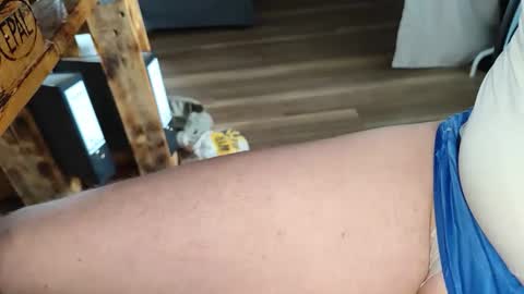 Tobi online show from September 17, 2025, 8:16 am