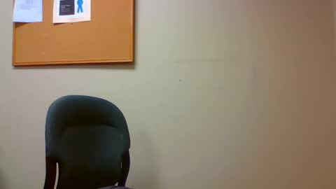 twayne29x online show from February 27, 2025, 4:52 am