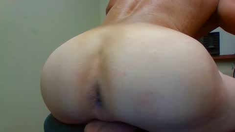 twayne29x online show from October 22, 2025, 7:19 am