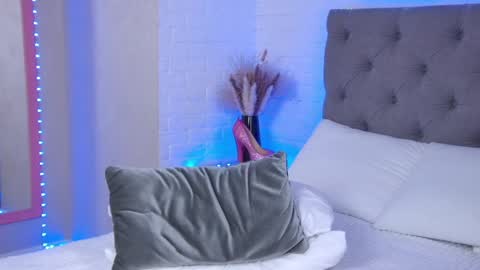 Hallie online show from January 18, 2025, 5:10 am