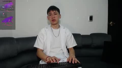 Mr Daren online show from March 9, 2025, 5:28 pm