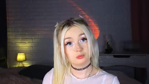 Snapshot of twinklefluff chatting on September 26, 2025, 2:10 pm twinklefluff online show from September 26, 2025, 2:10 pm