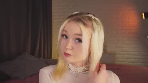 Snapshot of twinklefluff chatting on October 16, 2025, 4:08 pm twinklefluff online show from October 16, 2025, 4:08 pm