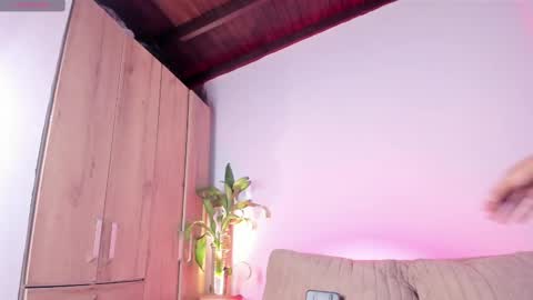 twinksboys_23 online show from October 21, 2025, 11:33 am