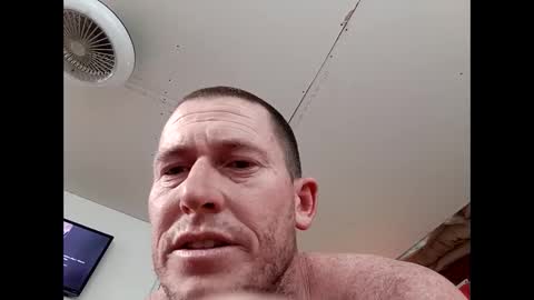 Twocrazy85 online show from February 22, 2025, 1:46 pm