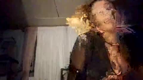 Twocrazy85 online show from November 11, 2025, 11:21 am