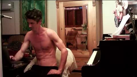 TobeBritta online show from February 7, 2025, 10:41 pm