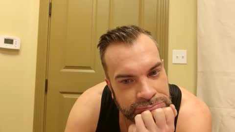 Snapshot of ty_lerdavid chatting on November 21, 2025, 9:46 pm TylerDavid online show from November 21, 2025, 9:46 pm