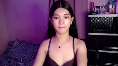 Snapshot of tyladine chatting on October 9, 2025, 8:34 am tyladine online show from October 9, 2025, 8:34 am