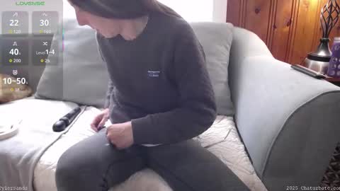 Tyler Sands online show from October 28, 2025, 2:31 pm