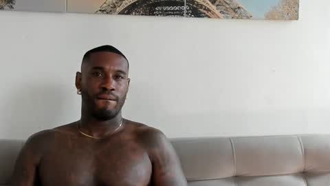 Snapshot of tyron_rulers chatting on October 2, 2025, 2:13 pm Dvid Rullers online show from October 2, 2025, 2:13 pm