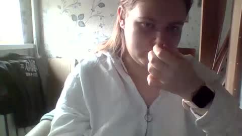 Snapshot of tyuoooy3 chatting on October 8, 2025, 8:12 am Tyuoooy3s online show from October 8, 2025, 8:12 am