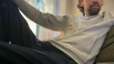 Ross online show from November 9, 2025, 8:29 pm