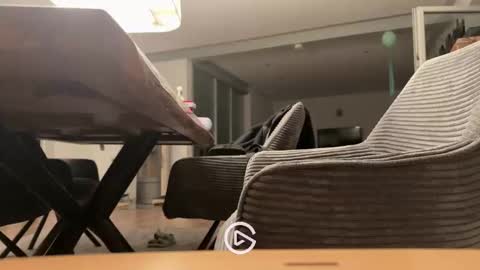 ueberdruck01 online show from November 1, 2025, 11:29 pm