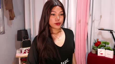 Snapshot of ugly_asianlover chatting on January 7, 2025, 10:54 am rechelle online show from January 7, 2025, 10:54 am