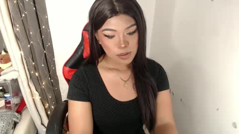 Snapshot of ugly_asianlover chatting on January 17, 2025, 2:39 pm rechelle online show from January 17, 2025, 2:39 pm