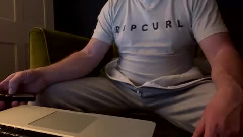 Snapshot of ukclive chatting on February 9, 2025, 10:00 pm ukclive online show from February 9, 2025, 10:00 pm