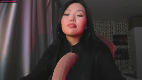 Snapshot of uko_sa chatting on November 5, 2025, 6:30 pm uko sa online show from November 5, 2025, 6:30 pm